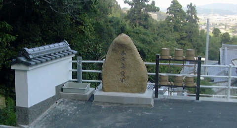 �������쉀